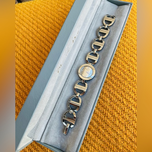 STUNNING❤️‍🔥Christian Dior DRESS watch ❤️‍🔥 - Picture 13 of 15